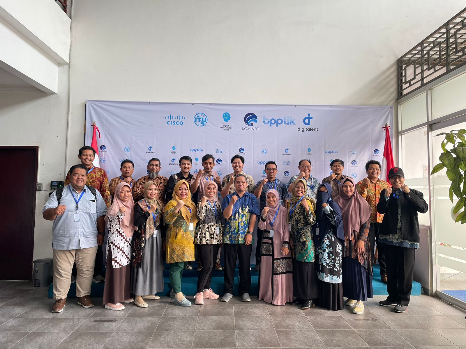 STTI NIIT I-Tech Ikut serta dalam Pelatihan ToT Cisco Networking Academy